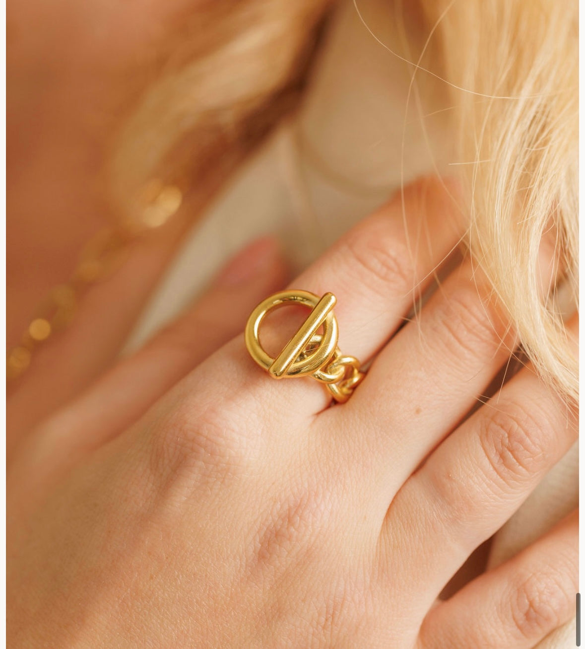 Bold Chain T-Bar Ring – 18K Gold Plated Stainless Steel