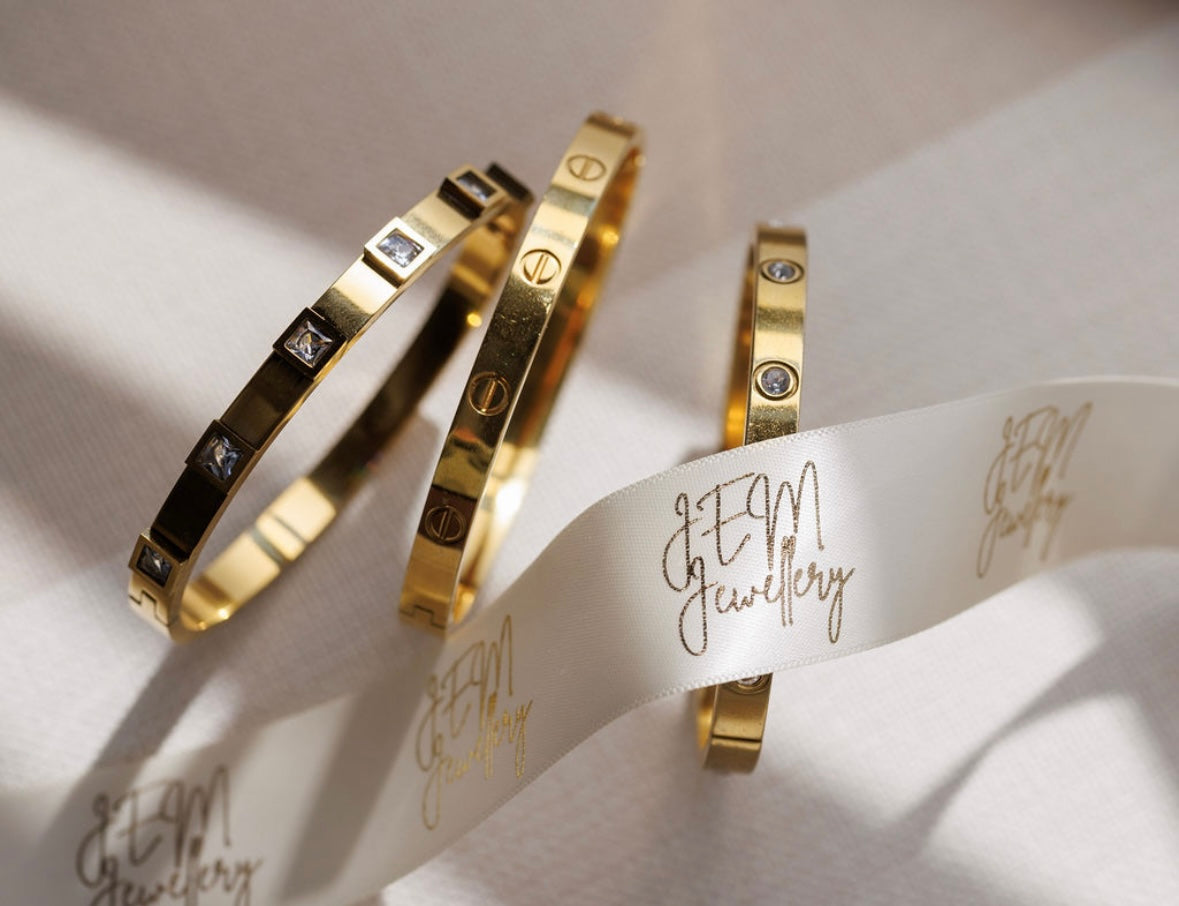 Gold Unique Square Crystal Bangle