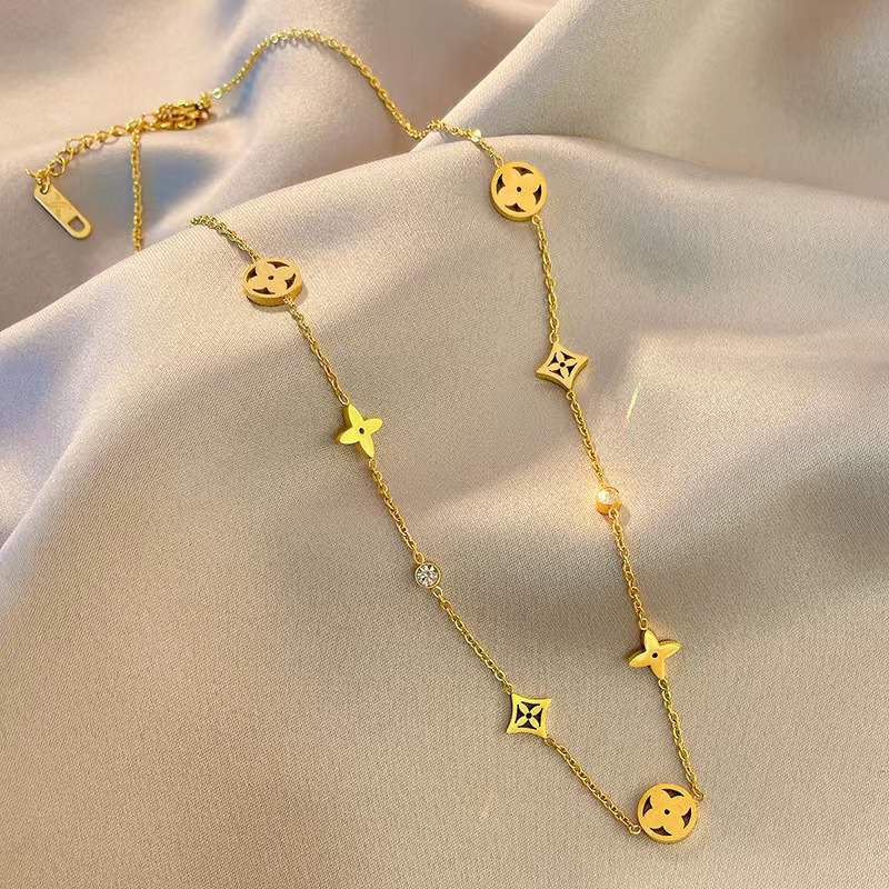 Luxury Round Geometric Gold Necklace and Bracelet Set
