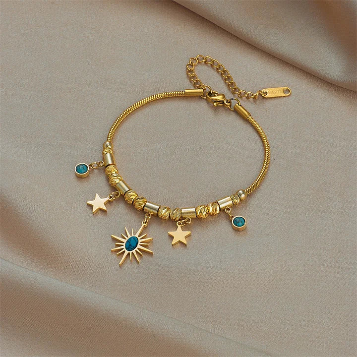 Stunning Gold Star Charm Bracelet