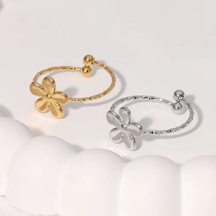 Gold JEM Fleur Ring