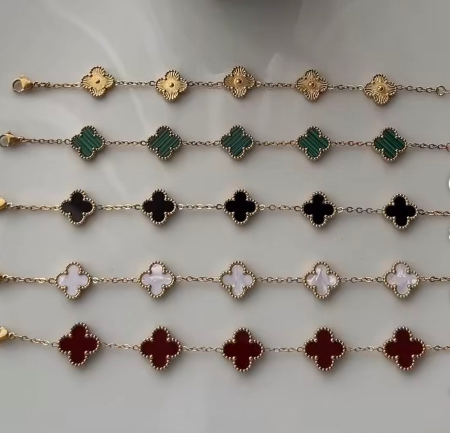 CLOVER BLUE CHARM BRACELET