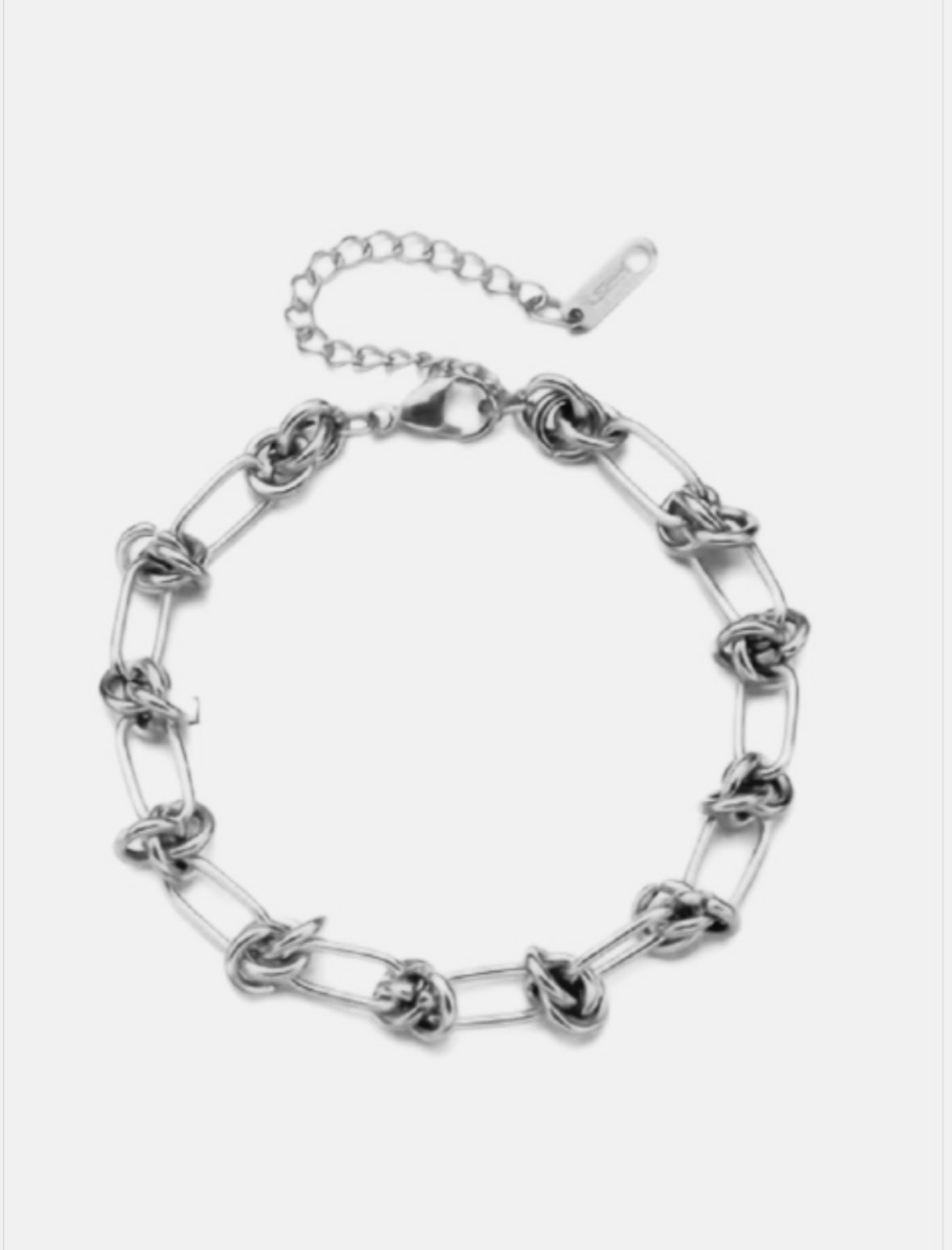 The Aurelia Knot Link Bracelet